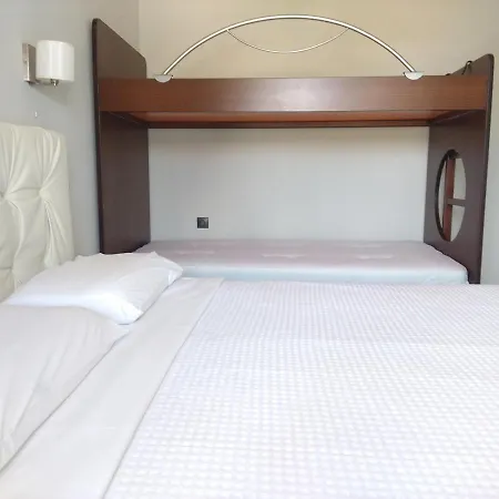 Hill Sun Luxury Nea Iraklia