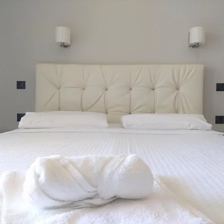 Hill Sun Luxury * Nea Iraklia