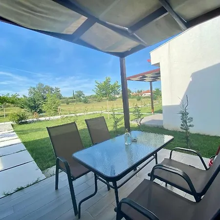 Hill Sun Luxury Néa Iráklia