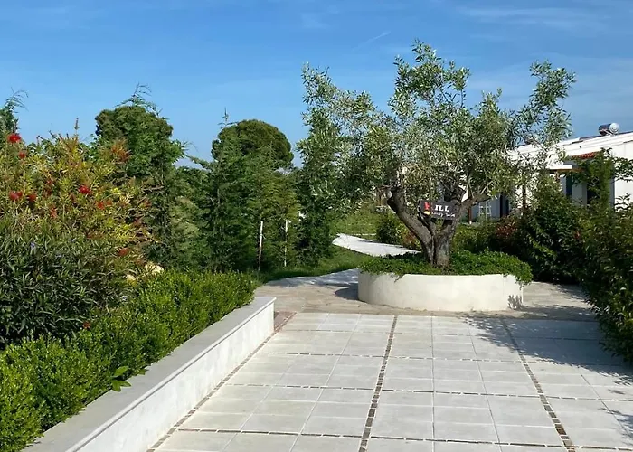 Hill Sun Luxury نيا إيراكليا