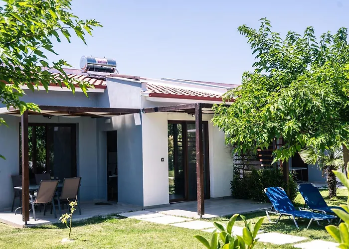 بيت للعطل Hill Sun Luxury نيا إيراكليا