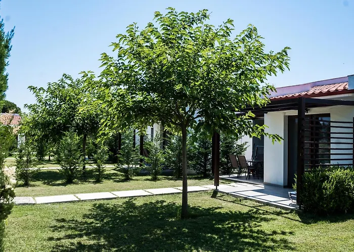 بيت للعطل Hill Sun Luxury نيا إيراكليا