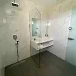 Hill Sun Luxury Holiday home *