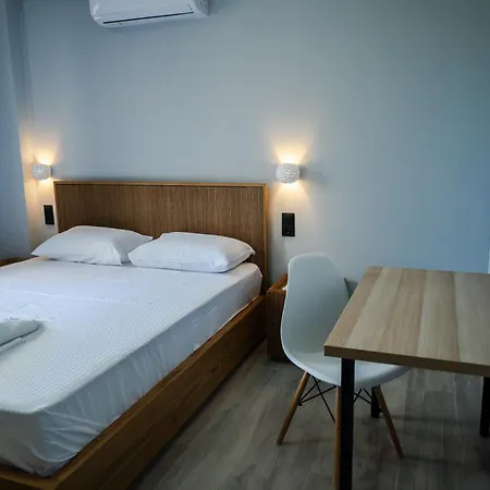 Hill Sun Luxury Néa Iráklia
