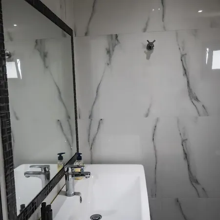 Hill Sun Luxury 尼亚伊拉克利亚