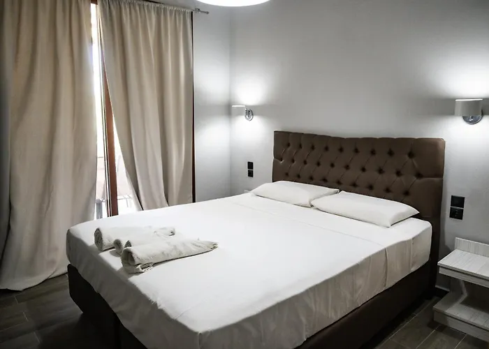 Hill Sun Luxury Nea Iraklia