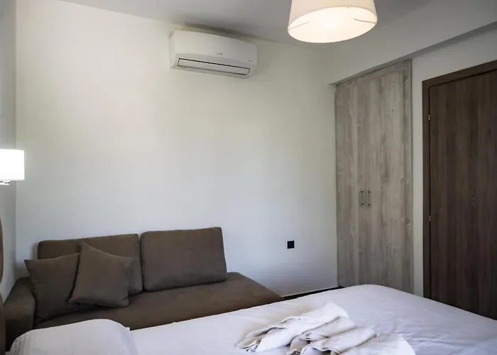 Hill Sun Luxury Ferienhaus Nea Iraklia